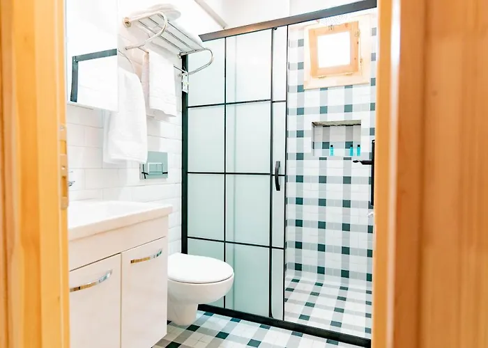 Masal Eski Ξενοδοχείο *